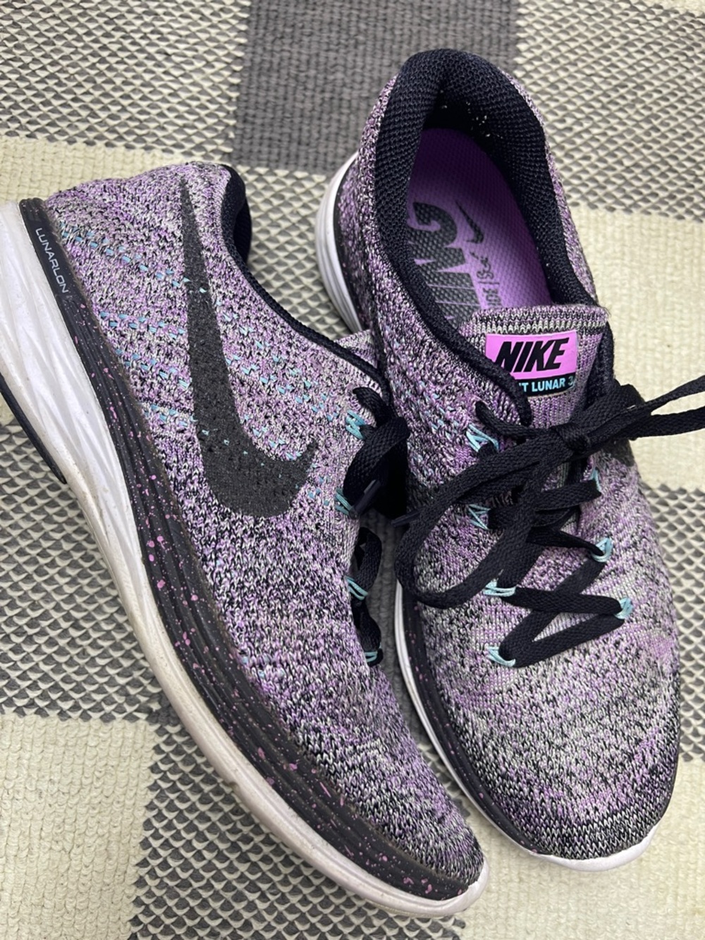 Nike Flyknit Lunar 3 Running Shoes size 9